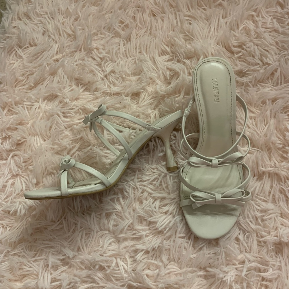 Strappy White Kitten Heels - Picture 2 of 3